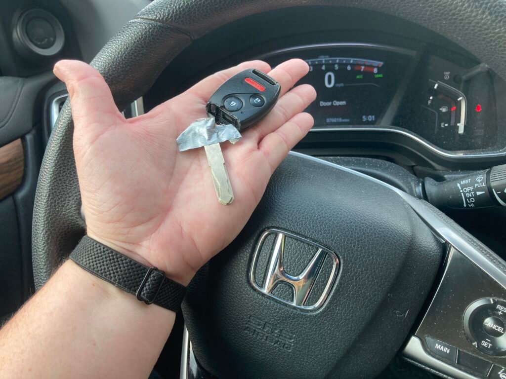 Broken Honda key replacement near me Lynnewood Gardens in need of Honda Key Replacement